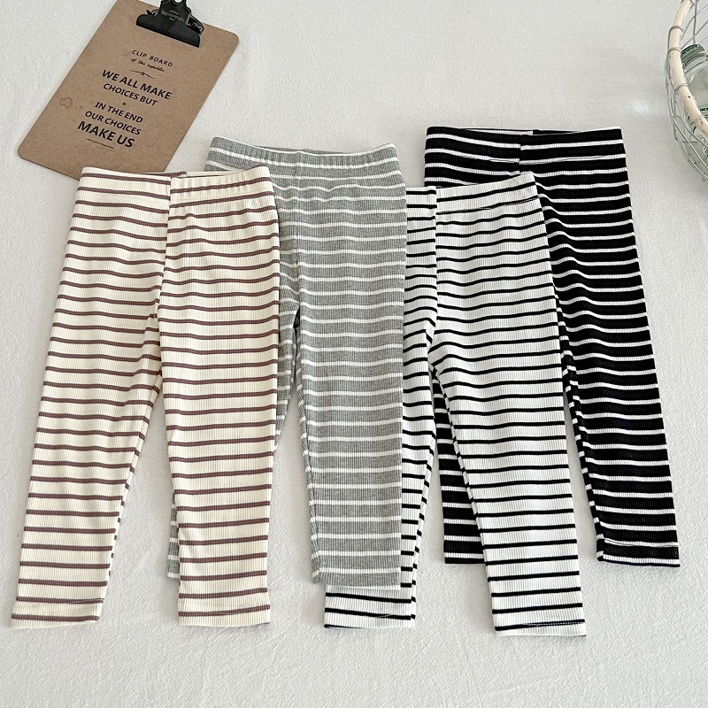 Vêtements pour bébés de 0 à 6  - Baby Clothing Deals avis et prix